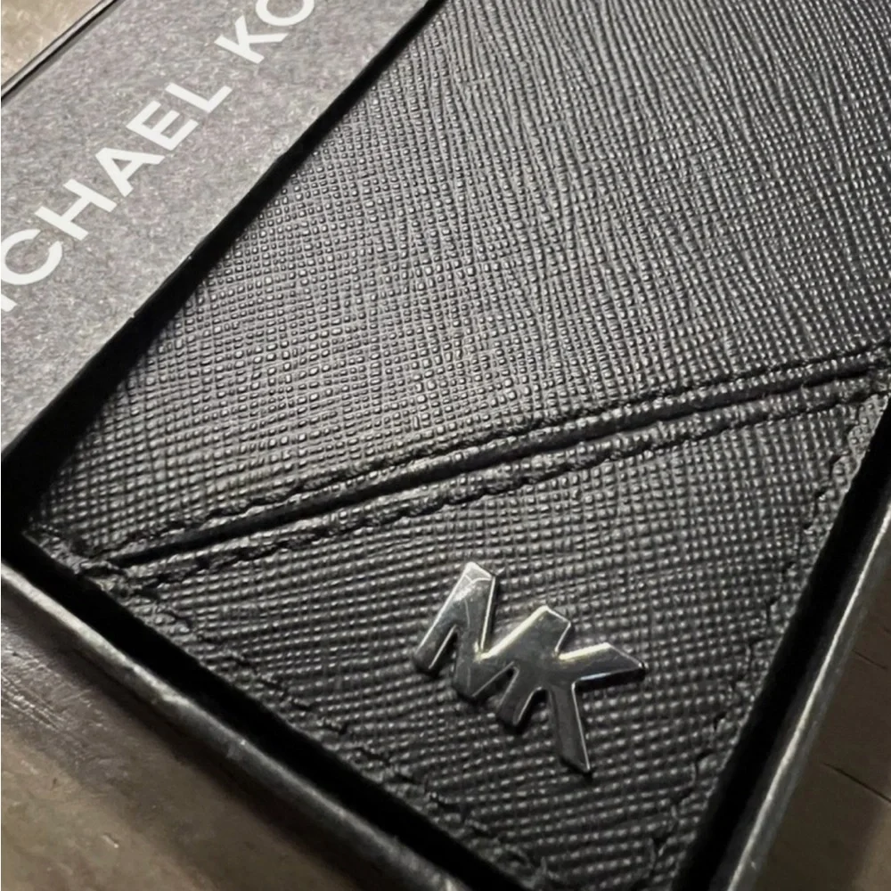NWT MICHAEL KORS Men's Wallet Card Case Folding MK Black Jet Set -NEW in box